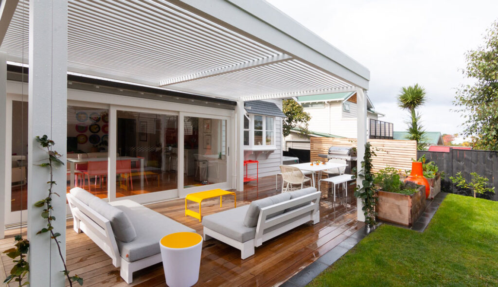Louvred Pergola vs Traditional Pergola: Which Is Better for NZ’s Weather?